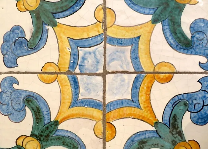 Cortile Umberto I Nocleg ze śniadaniem 4*